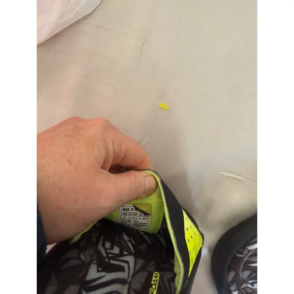 Under Armour black sandals size 2
